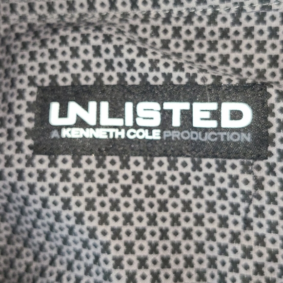 Kenneth cole unlisted button up shirt. - Picture 2 of 3